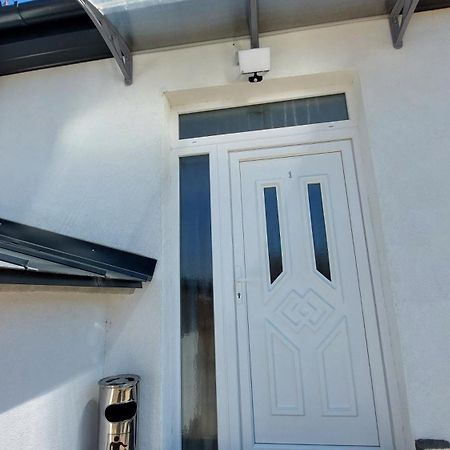 Stilus Apartman Vásárosnamény Eksteriør bilde